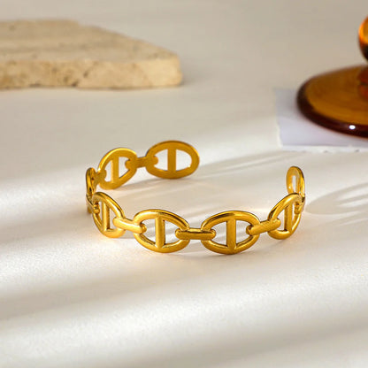 Gold-Plated Stainless Steel Pig Nose Open Bracelet for Women - Waterproof & Non-Fading Fashion Accessory